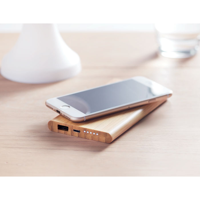 customized-Wireless power bank in bamboo-wood- Tasmania- Australia