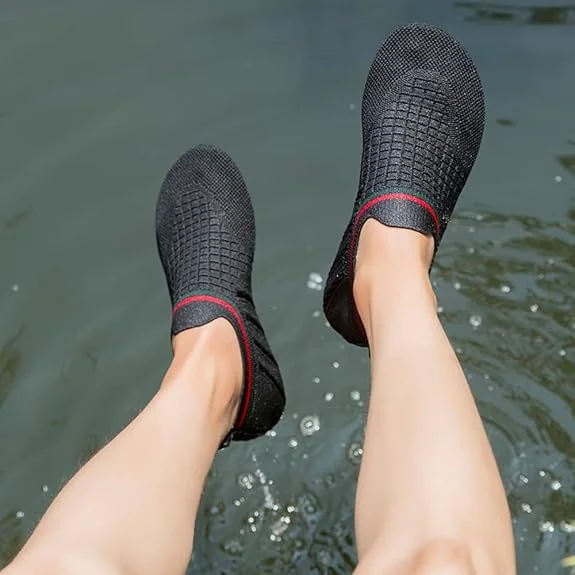 Anti-Slip-Water-Shoes-bk2jpg